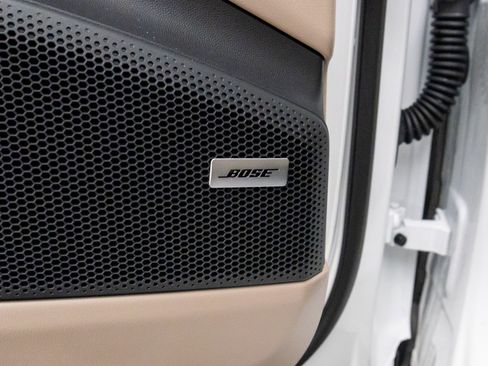 New 2026 Porsche Macan 4 Electric AWD/4WD image 15