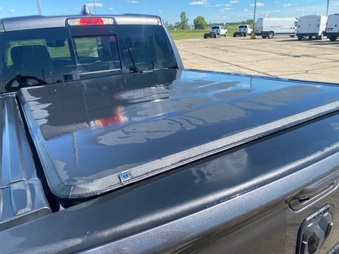Used 2022 RAM 1500 Laramie w/ Night Edition AWD/4WD image 9