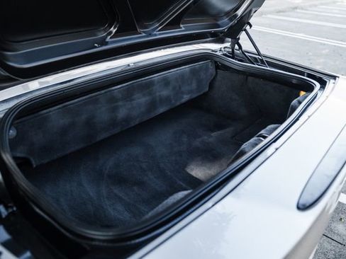 Used 2006 Chevrolet Corvette Convertible w/ Preferred Equipment Group image 76