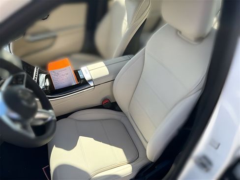 New 2026 Mercedes-Benz C 300 4MATIC Sedan image 11