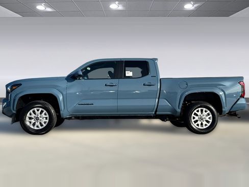New 2026 Toyota Tacoma SR5 image 6