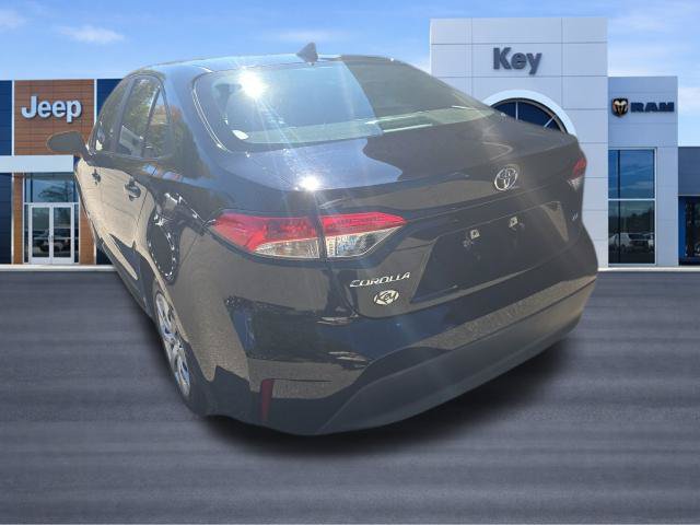 Used 2024 Toyota Corolla LE FWD image 8