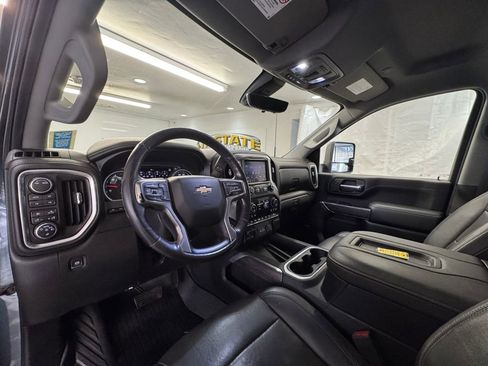 Used 2020 Chevrolet Silverado 2500 LTZ w/ LTZ Premium Package image 36