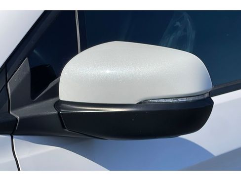 Used 2023 Honda Passport EX-L image 12