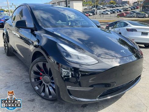Used 2022 Tesla Model Y Performance image 1