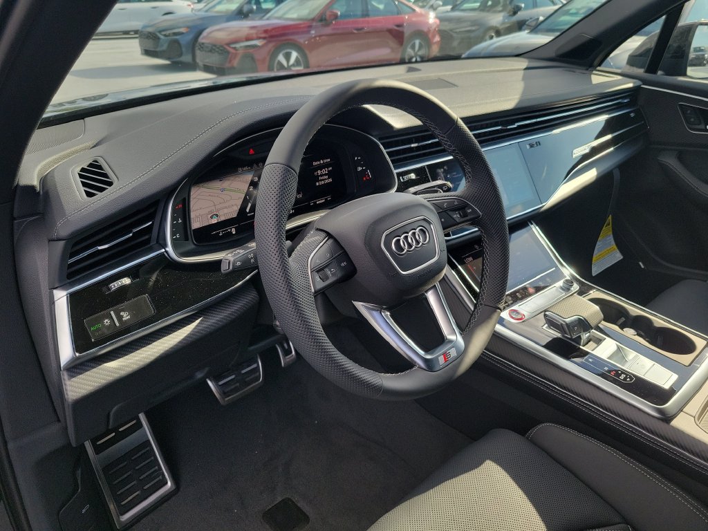 New 2026 Audi SQ7 Premium Plus AWD/4WD image 6