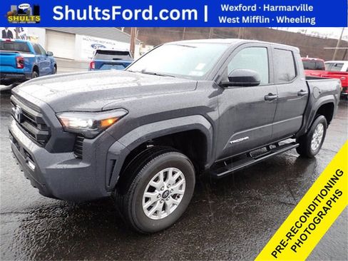 Used 2026 Toyota Tacoma SR5 image 1