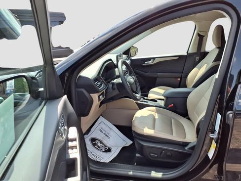 Certified 2022 Ford Escape SEL AWD/4WD image 23