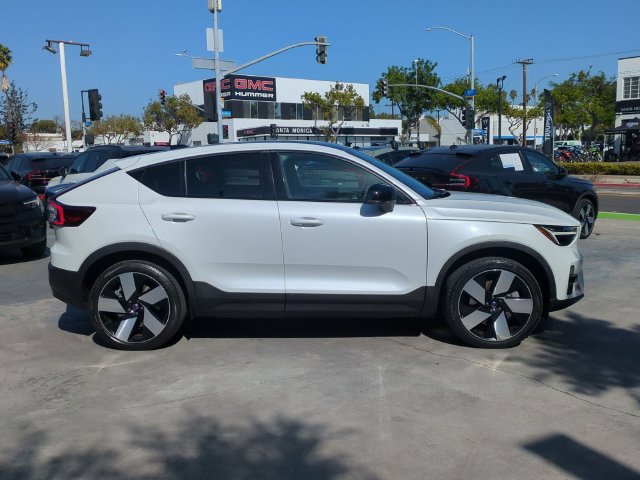 Used 2023 Volvo C40 P8 Recharge Plus w/ Climate Package AWD/4WD image 2