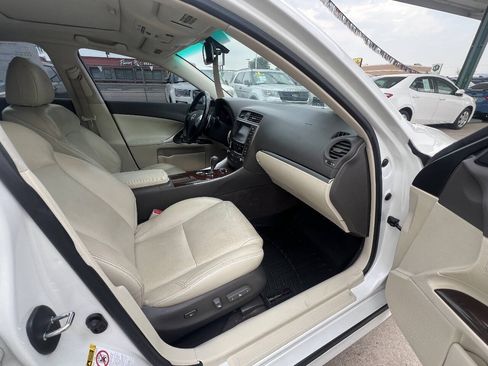 Used 2013 Lexus IS 250 AWD w/ Premium Pkg image 13