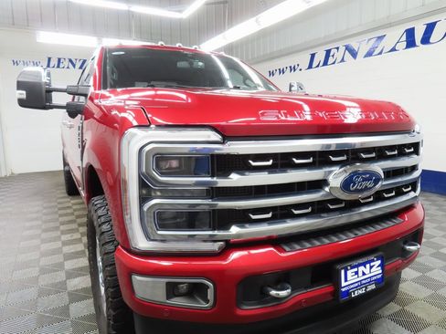 Used 2024 Ford F250 Platinum w/ FX4 Off-Road Package image 3