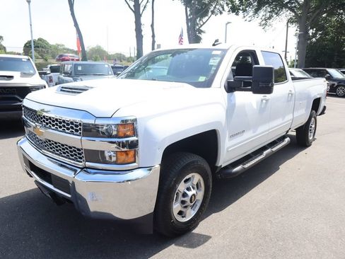 Used 2019 Chevrolet Silverado 2500 LT AWD/4WD image 6