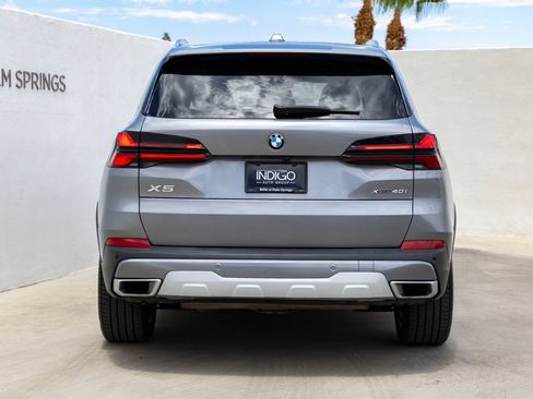 Used 2024 BMW X5 xDrive40i w/ Premium Package AWD/4WD image 7