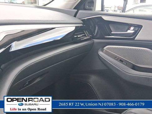 Used 2023 Acura MDX SH-AWD image 19