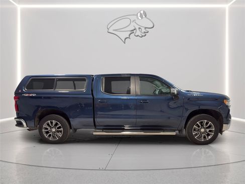 Used 2022 Chevrolet Silverado 1500 LT w/ Safety Package AWD/4WD image 6
