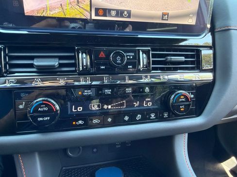 New 2026 Nissan Pathfinder Rock Creek w/ Rock Creek Premium Package AWD/4WD image 10