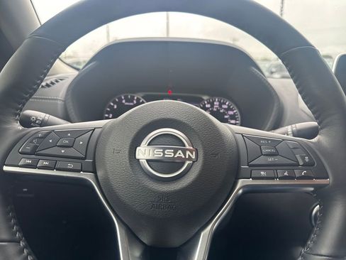 Used 2025 Nissan Sentra SV w/ All-Weather Package FWD image 44