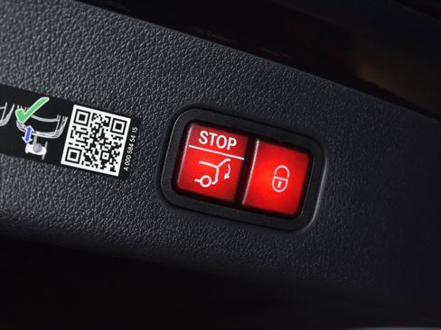 New 2026 Mercedes-Benz GLC 300 4MATIC image 25