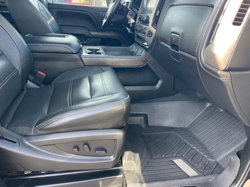 Used 2019 GMC Sierra 3500 Denali w/ Duramax Plus Package image 26