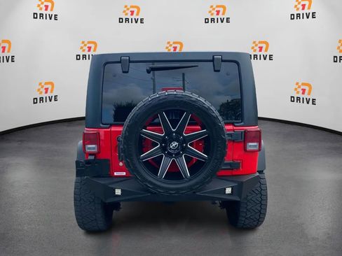 Used 2017 Jeep Wrangler Unlimited Sport w/ Quick Order Package 24S AWD/4WD image 4