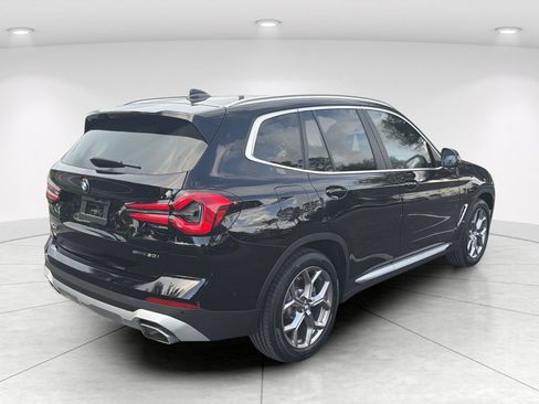 Certified 2023 BMW X3 sDrive30i w/ Premium Package w/ZPA RWD image 4