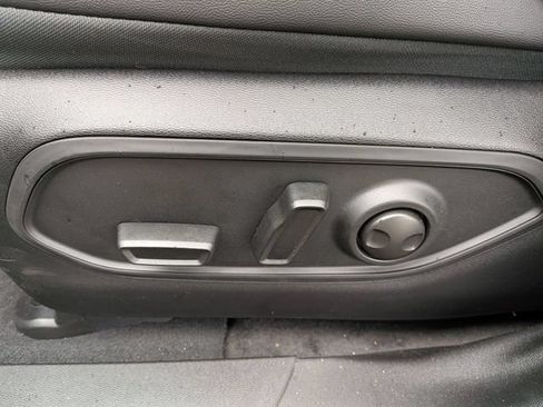 New 2026 Jeep Cherokee Limited AWD/4WD image 10