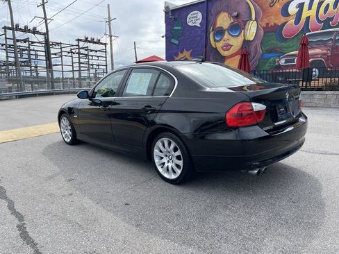 Used 2006 BMW 330xi Sedan AWD/4WD image 4
