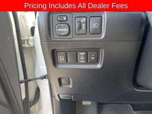 Used 2024 Toyota 4Runner Limited AWD/4WD image 22