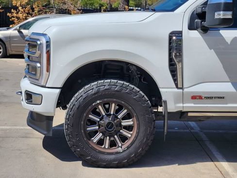 Used 2024 Ford F250 Platinum AWD/4WD image 8