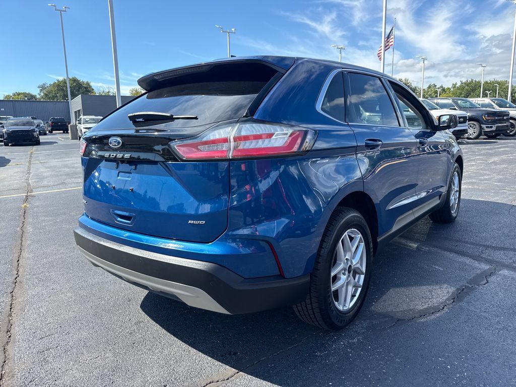 Used 2024 Ford Edge SEL AWD/4WD image 7