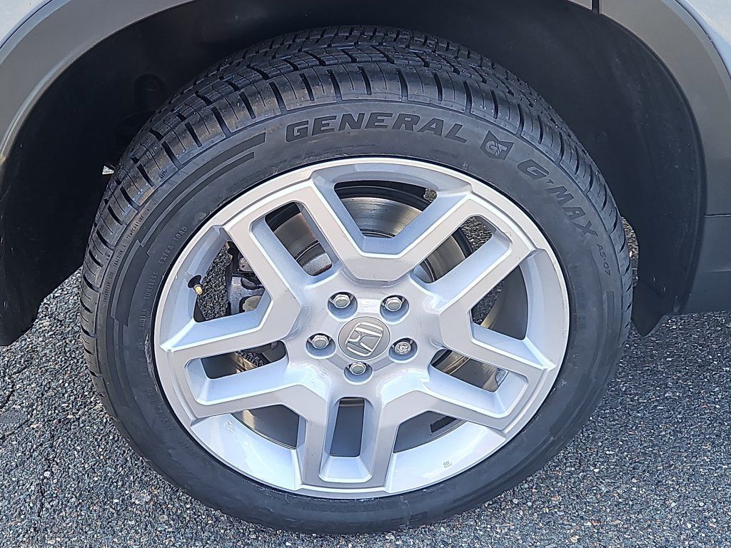 Used 2024 Honda Passport EX-L image 9
