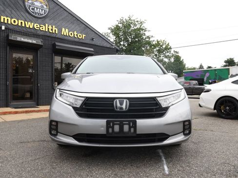 Used 2022 Honda Odyssey EX-L image 2