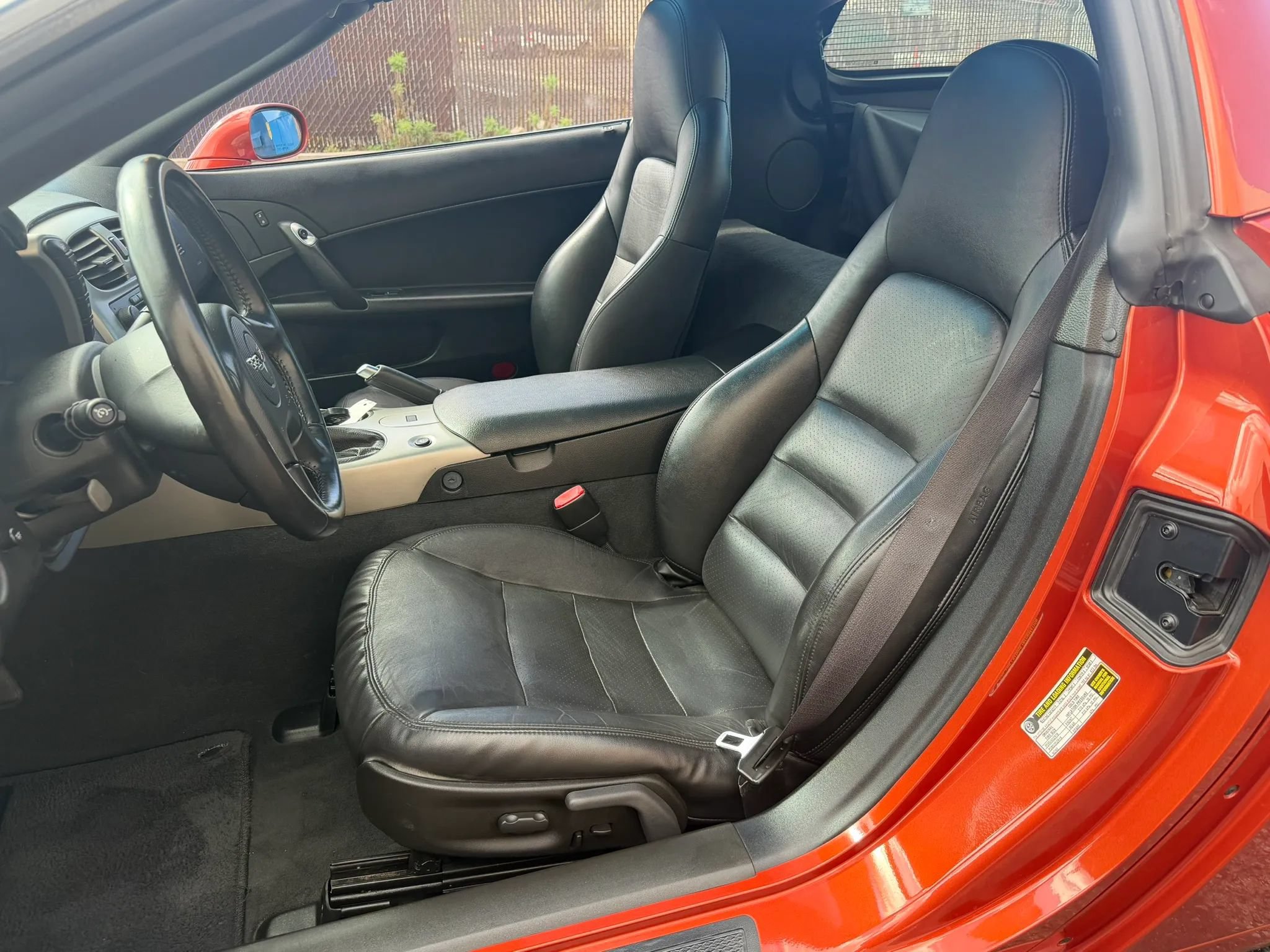 Used 2005 Chevrolet Corvette Coupe w/ Preferred Equipment Group RWD image 13