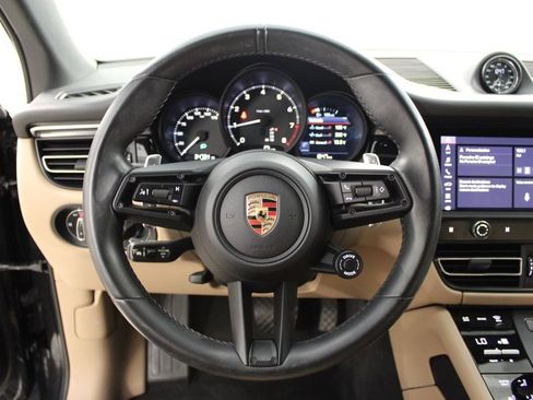 Certified 2023 Porsche Macan Turbo image 23