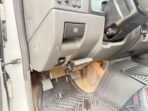 Used 2005 GMC Canyon SLE RWD image 19
