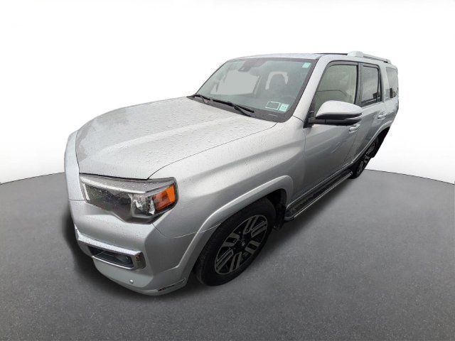 Used 2023 Toyota 4Runner Limited AWD/4WD image 2