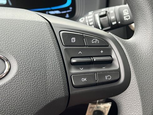 New 2026 Hyundai Venue SE FWD image 29