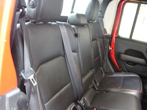 Used 2023 Jeep Gladiator Mojave w/ LED Lighting Group AWD/4WD image 11