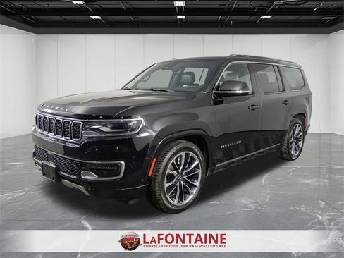 Used 2024 Jeep Wagoneer Series III w/ Premium Group I image 1