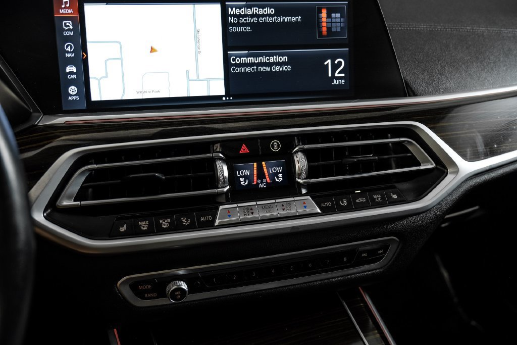 Used 2021 BMW X7 xDrive40i w/ Cold Weather Package AWD/4WD image 31