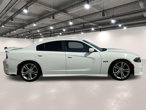 Used 2022 Dodge Charger R/T w/ Driver Convenience Group image 16
