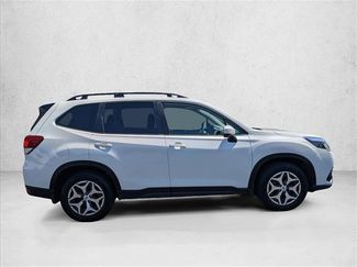 Used 2024 Subaru Forester Premium AWD/4WD video 4