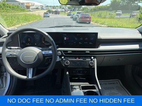 Used 2025 Hyundai Sonata SEL FWD image 14
