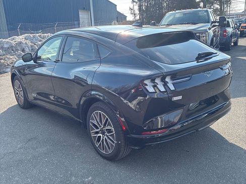 Used 2024 Ford Mustang Mach-E Premium image 7