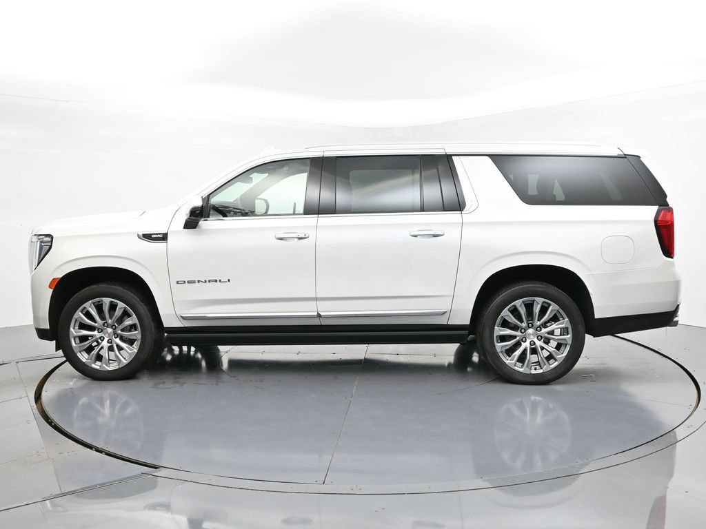 Used 2023 GMC Yukon XL Denali w/ Max Trailering Package AWD/4WD image 5