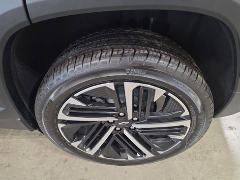 New 2026 Chevrolet Equinox RS w/ Convenience Package III image 10