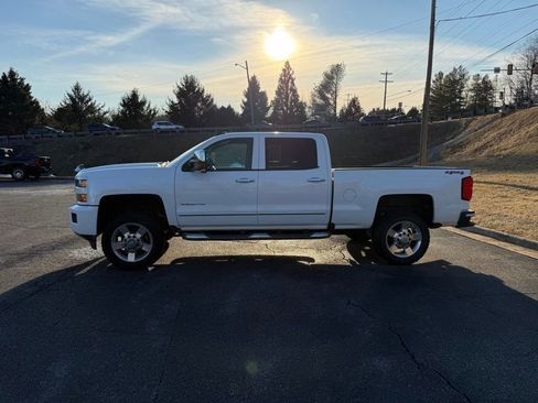 Used 2016 Chevrolet Silverado 2500 LT w/ Custom Sport Edition image 4