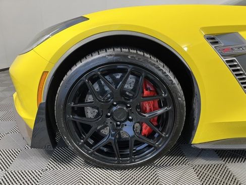 Used 2016 Chevrolet Corvette Z06 w/ Z07 Performance Package image 10