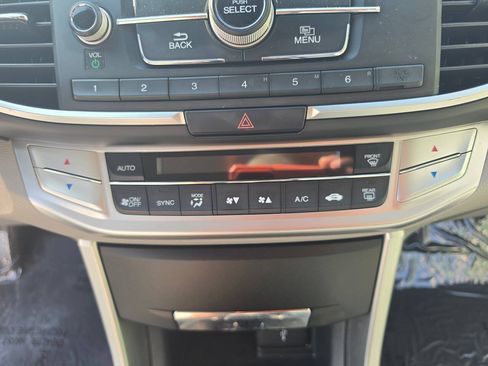 Used 2013 Honda Accord LX image 28