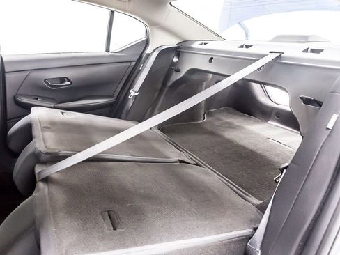 Used 2025 Nissan Sentra SV image 36